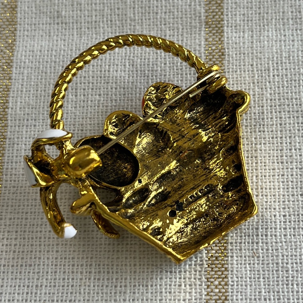Easter Basket Brooch, deep gold with Gem Accents, NWT, 1.75x1.75”, - Picture 8 of 9